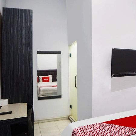 Super Oyo 91627 Wika Wiki Homestay Medan Exterior foto