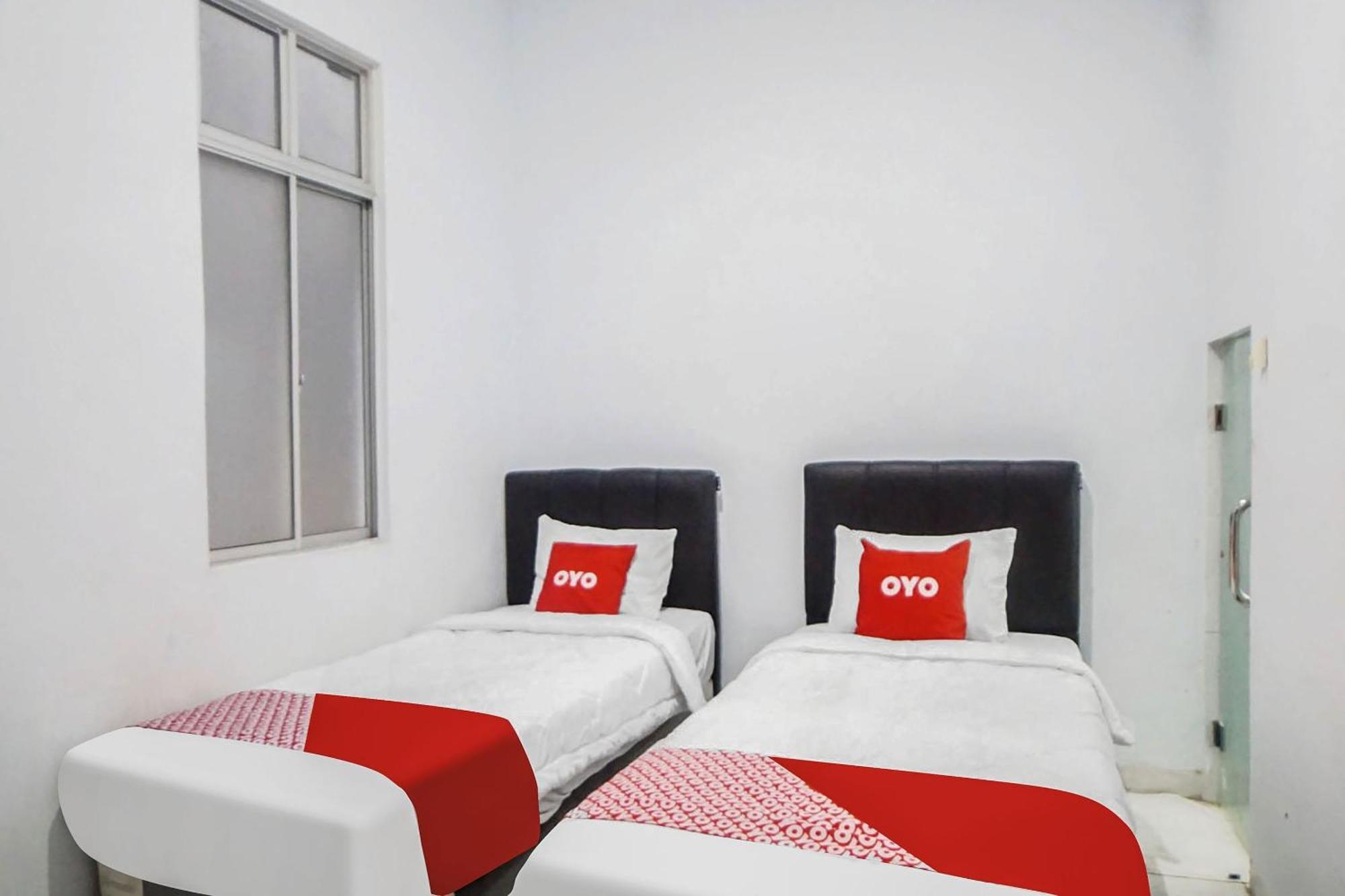 Super Oyo 91627 Wika Wiki Homestay Medan Exterior foto