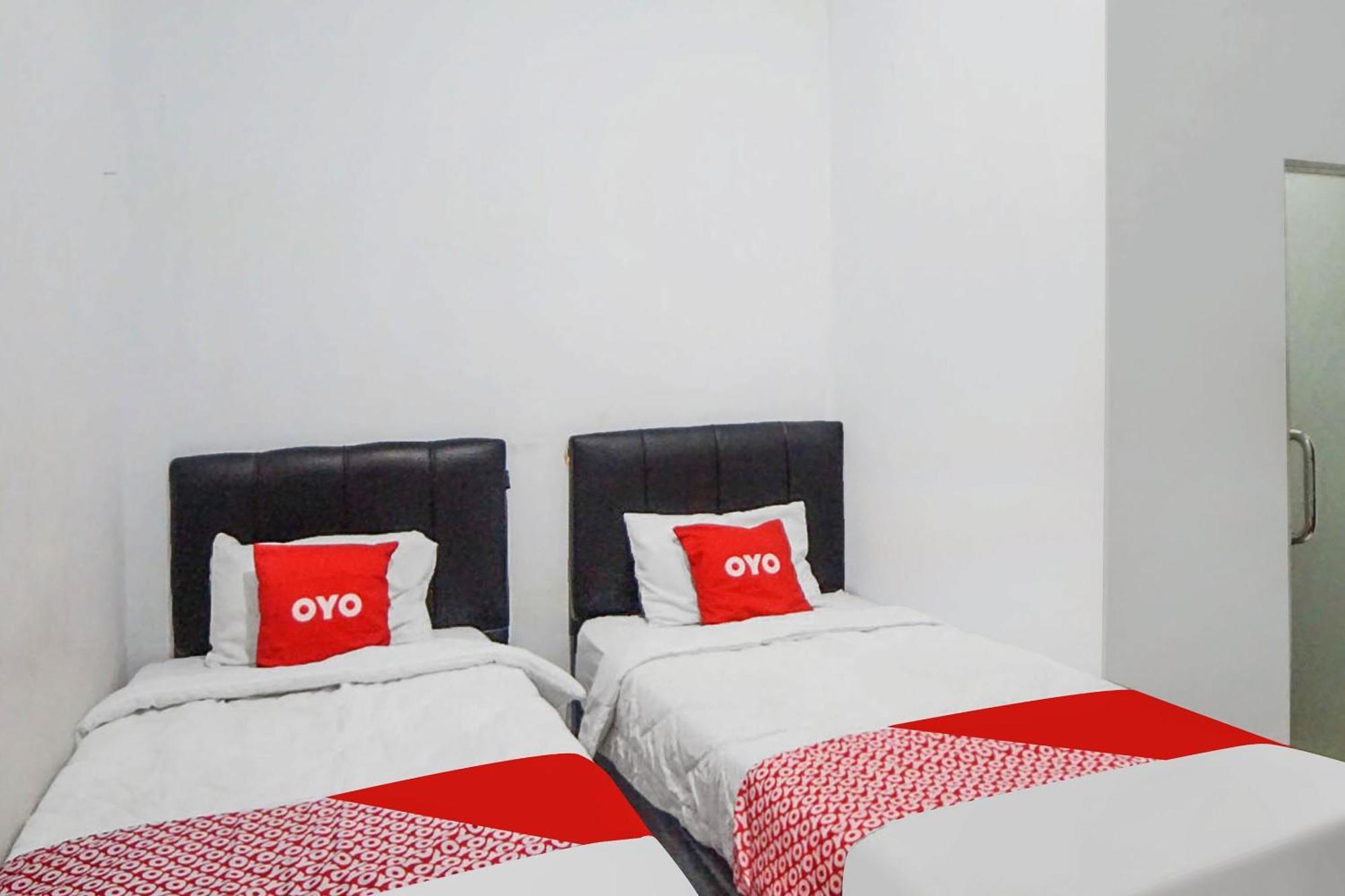 Super Oyo 91627 Wika Wiki Homestay Medan Exterior foto
