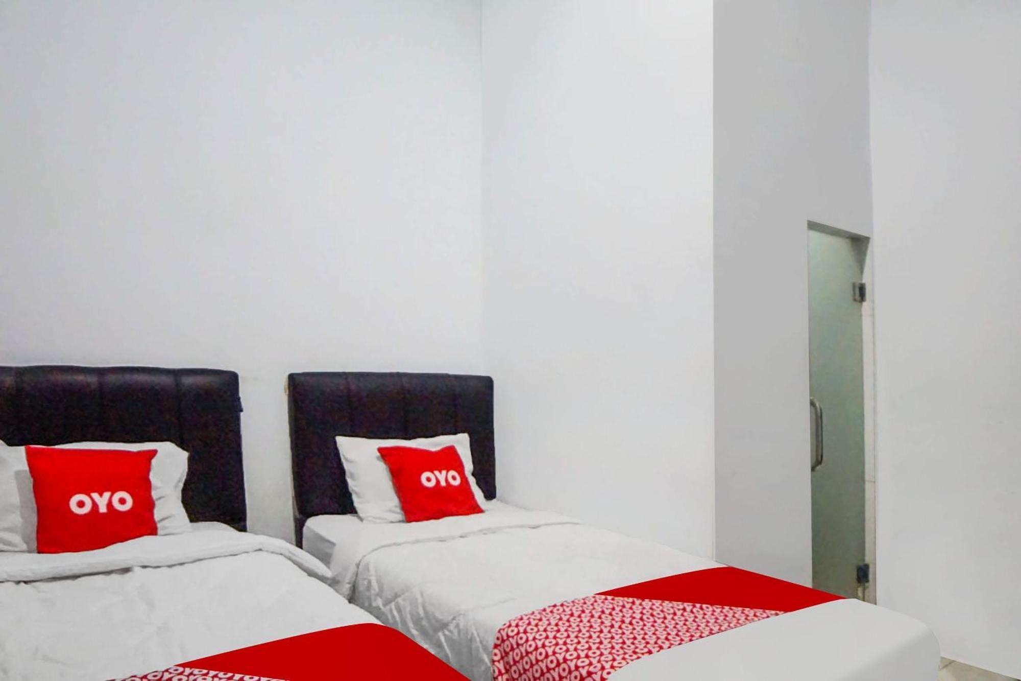 Super Oyo 91627 Wika Wiki Homestay Medan Exterior foto