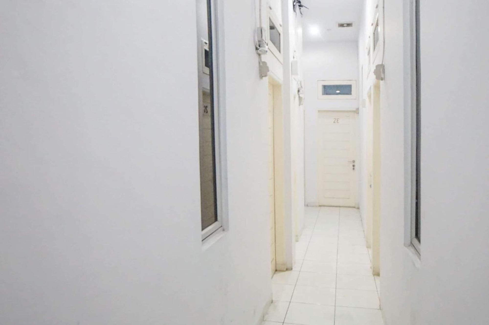 Super Oyo 91627 Wika Wiki Homestay Medan Exterior foto
