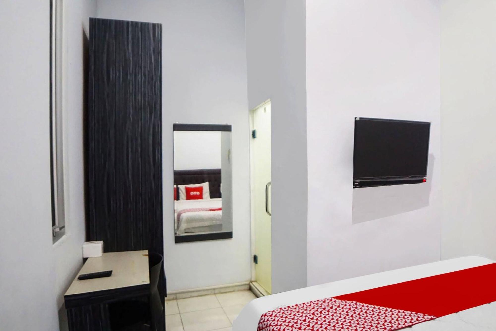 Super Oyo 91627 Wika Wiki Homestay Medan Exterior foto